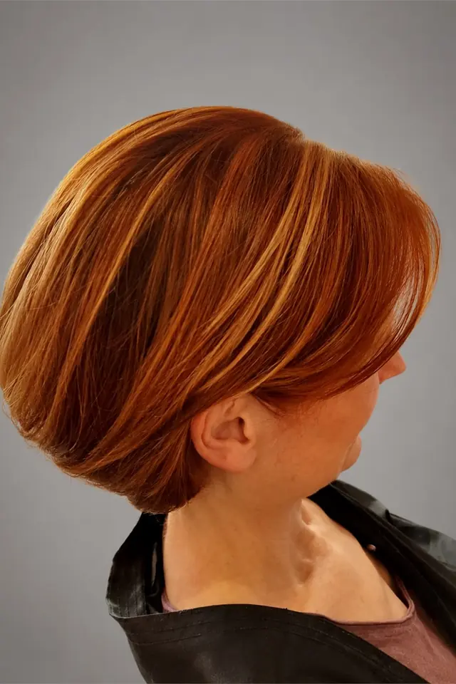 Coupe courte cuivrée réalisée au Salon by Jean-Marc